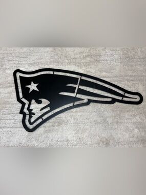 New England Patriots Metal Wall Art Black Football Fan Decor NFL Style Sign NEW